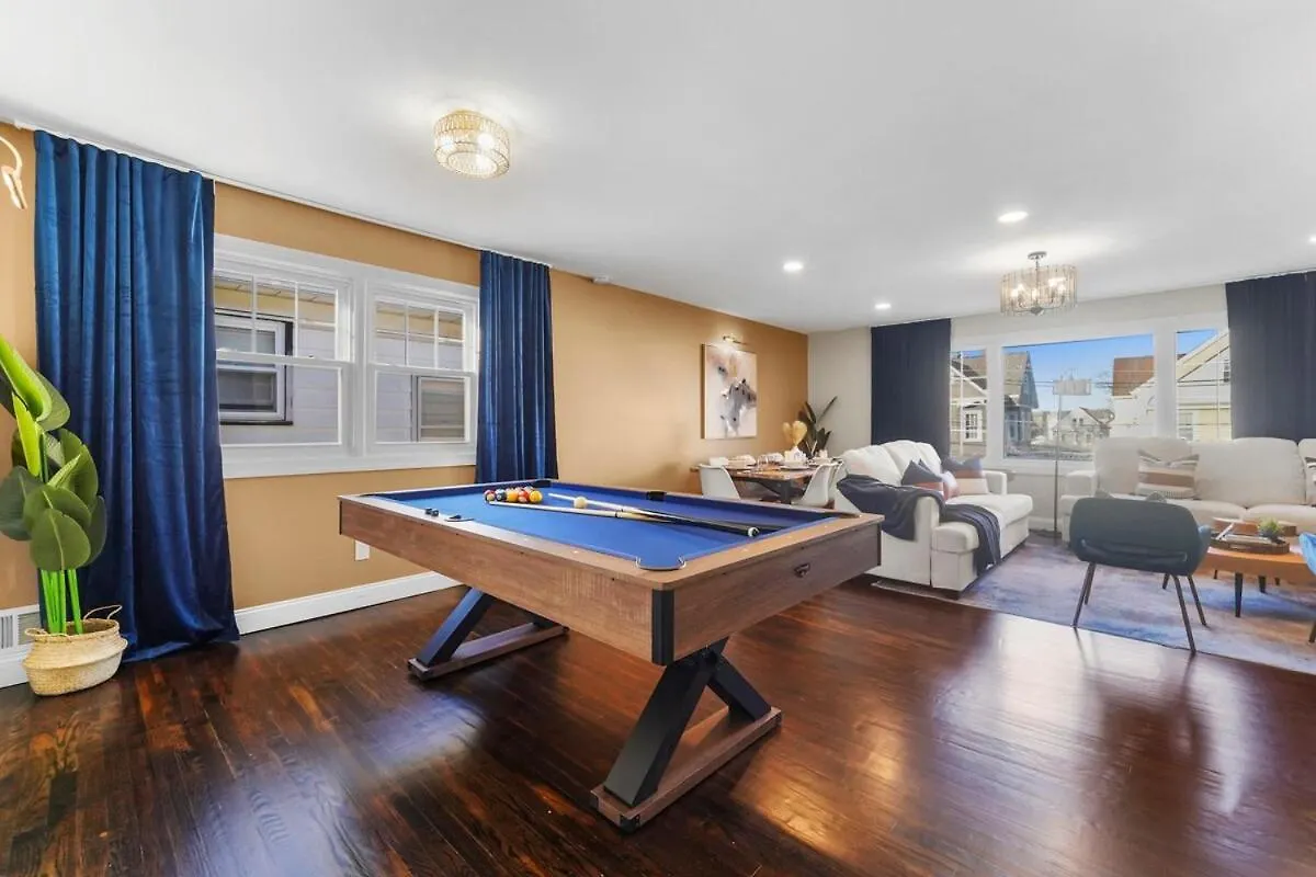 Train 2Min Walk, Free Parking, Pool Table, Nyc 30Min Apartment Bayonne United States