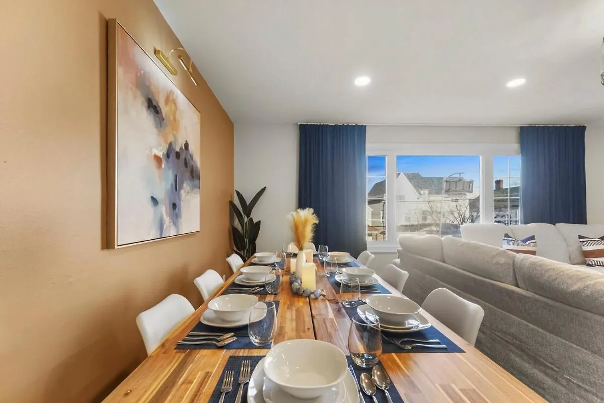 Train 2Min Walk, Free Parking, Pool Table, Nyc 30Min Apartment Bayonne United States