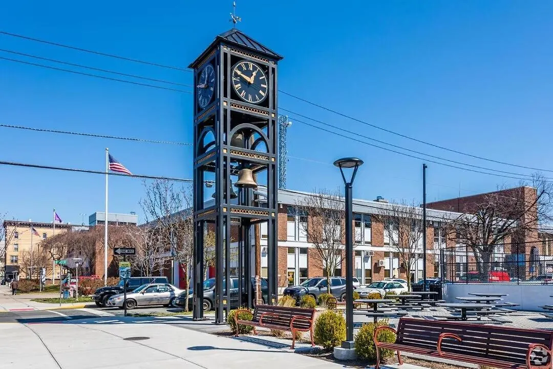 Train 2Min Walk, Free Parking, Pool Table, Nyc 30Min Apartment Bayonne 0*,  United States